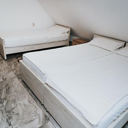 Apartment Attic Сибиу Экстерьер фото