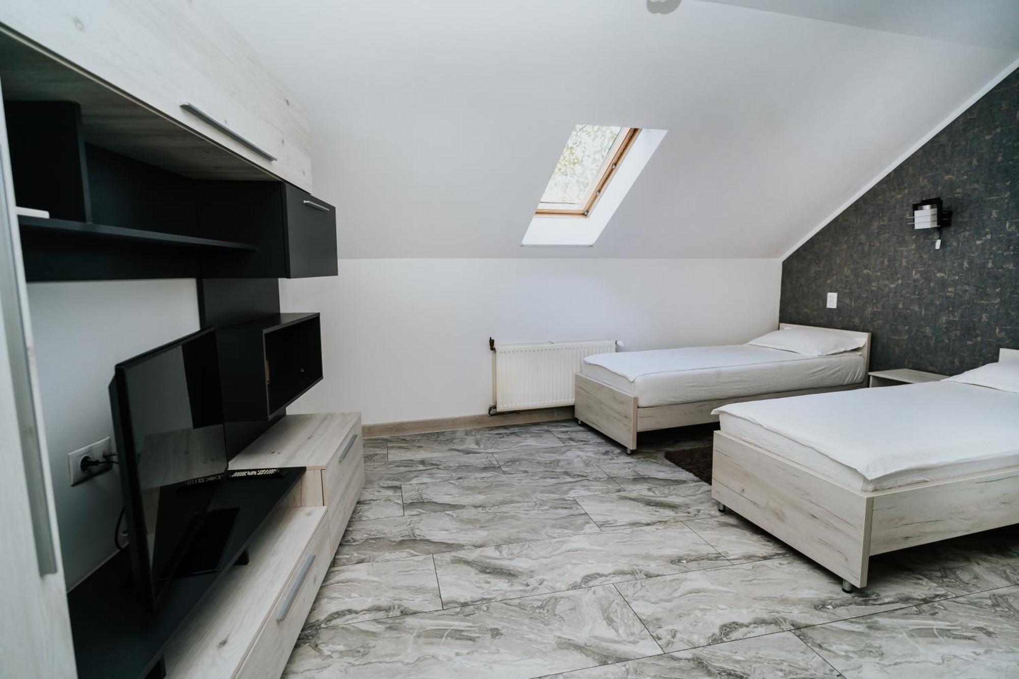 Apartment Attic Сибиу Экстерьер фото